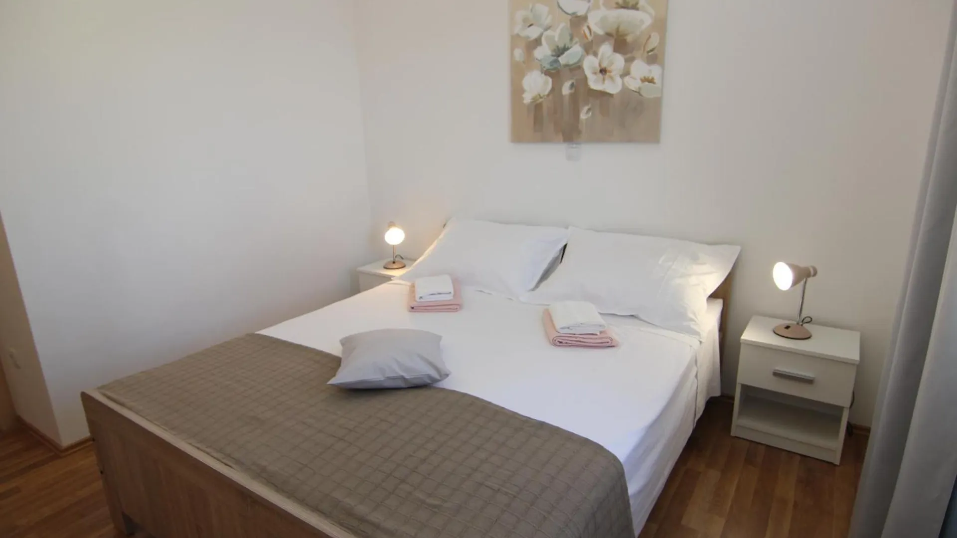 Family Apartments House Damir Pag Town 0*,  Croazia