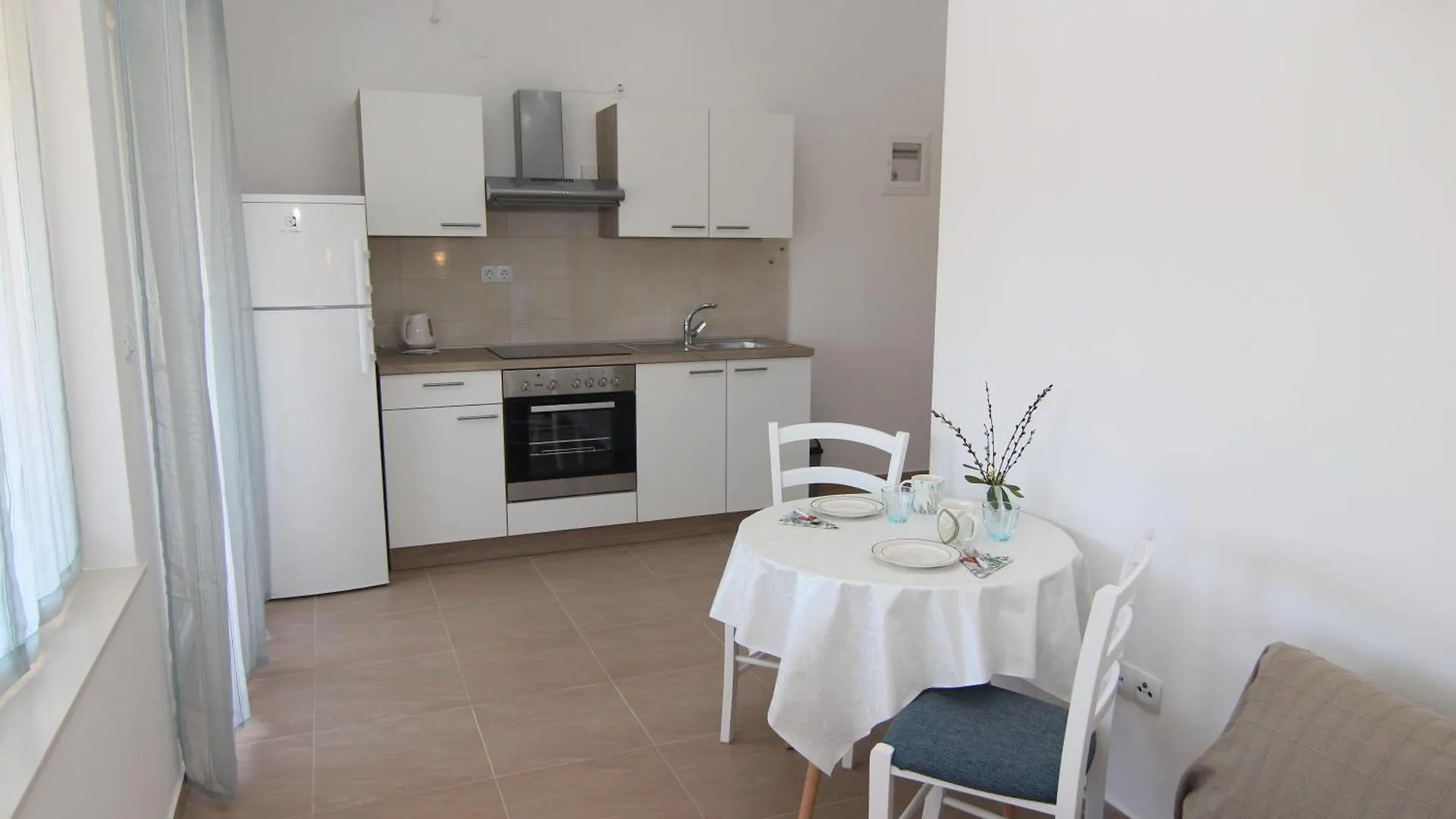 Family Apartments House Damir Pag Town